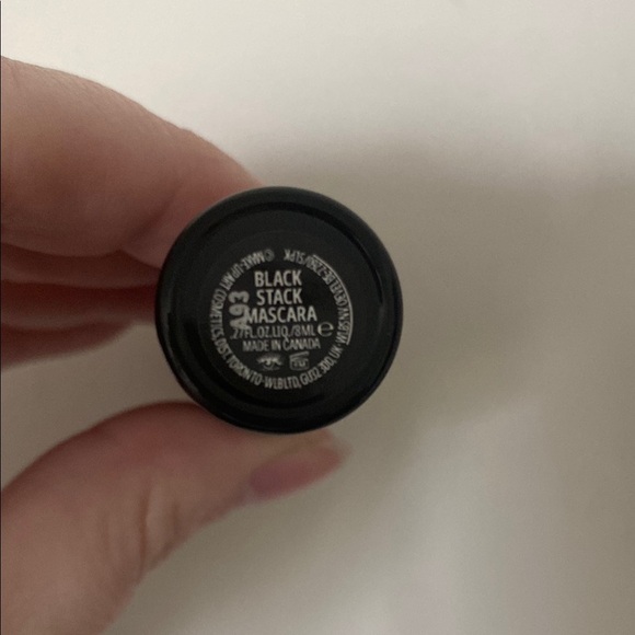 MAC Stack Mascara - Picture 2 of 2